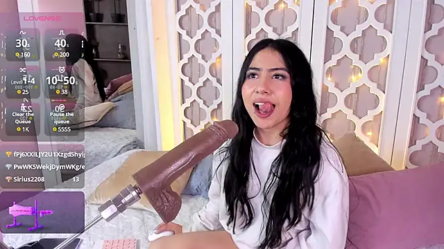 aniie west online show from 10, 2, 2025