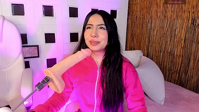 aniie west online show from 13, 3, 2025