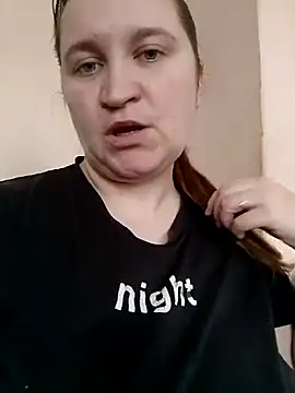 Snapshot of TetiNika273 chatting on 16, 2, 2025 TetiNika273 online show from 16, 2, 2025