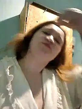 Snapshot of TetiNika273 chatting on 27, 2, 2025 TetiNika273 online show from 27, 2, 2025