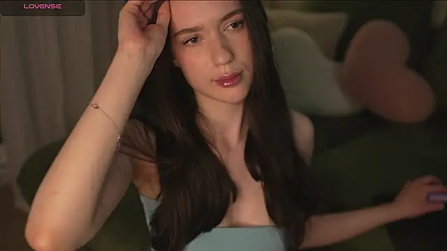 Snapshot of justbarbiee chatting on 5, 4, 2026 justbarbiee online show from 5, 4, 2026