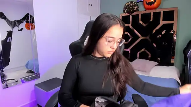 Billie Jhonson  online show from 30, 10, 2025