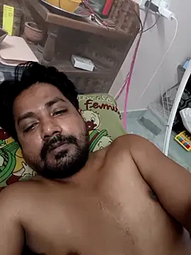 Snapshot of PARTHI012025 chatting on 28, 4, 2026 PARTHI012025 online show from 28, 4, 2026