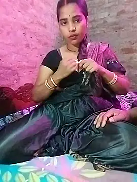 Snapshot of Simrandeshipp chatting on 10, 3, 2025 Simrandeshipp online show from 10, 3, 2025