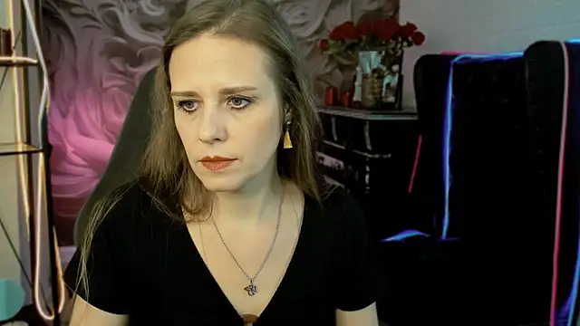 Snapshot of EmiliaBedy chatting on 17, 2, 2025 EmiliaBedy online show from 17, 2, 2025