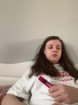 Snapshot of bunnythetailor chatting on 3, 2, 2026 bunnythetailor online show from 3, 2, 2026