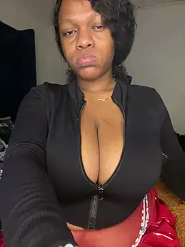 Boneca25 online show from 25, 10, 2025