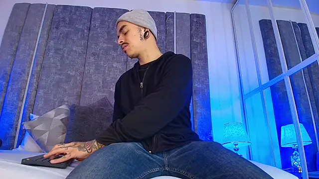 Snapshot of kaletattoo chatting on 30, 4, 2026 kaletattoo online show from 30, 4, 2026