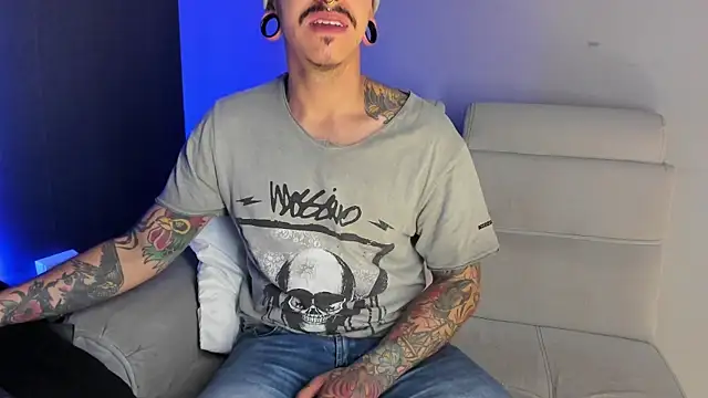 Snapshot of kaletattoo chatting on 9, 5, 2026 kaletattoo online show from 9, 5, 2026