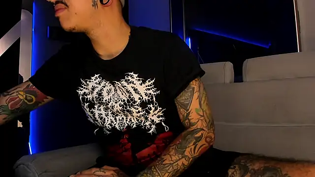 Snapshot of kaletattoo chatting on 18, 5, 2026 kaletattoo online show from 18, 5, 2026