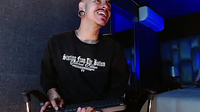 Snapshot of kaletattoo chatting on 15, 7, 2026 kaletattoo online show from 15, 7, 2026