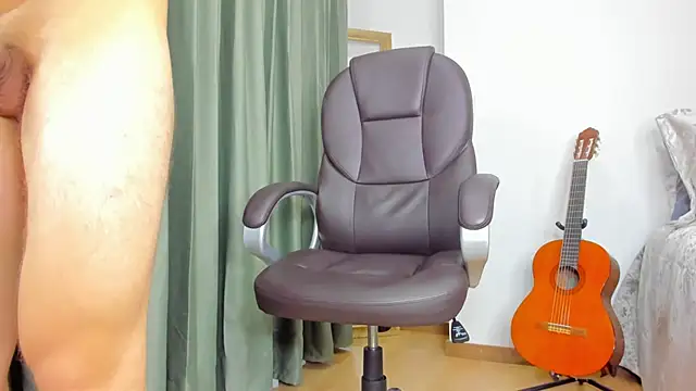 Snapshot of Tombarden chatting on 15, 2, 2025 Tombarden online show from 15, 2, 2025