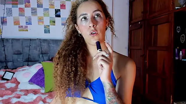 Snapshot of Isangel_ chatting on 14, 4, 2026 Isangel online show from 14, 4, 2026