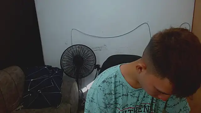 Alexxx lov online show from 15, 4, 2026