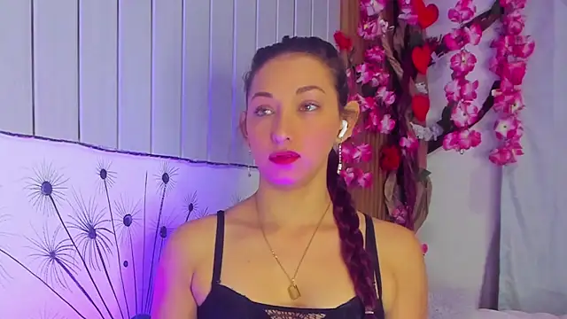 Snapshot of vicky__skinny_1 chatting on 7, 3, 2025 vicky  skinny 1 online show from 7, 3, 2025