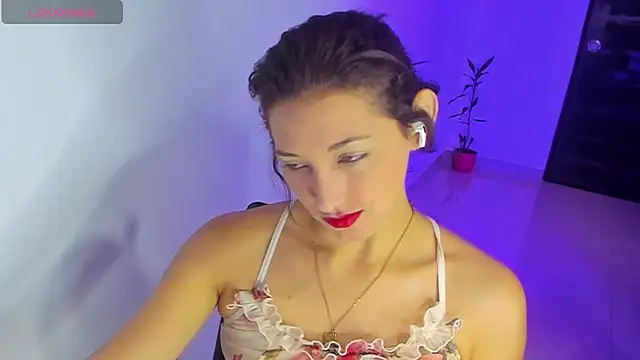 Snapshot of vicky__skinny_1 chatting on 13, 3, 2025 vicky  skinny 1 online show from 13, 3, 2025