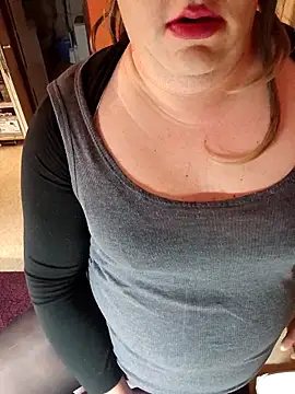 Snapshot of Adrianka chatting on 27, 4, 2026 Adrianka online show from 27, 4, 2026