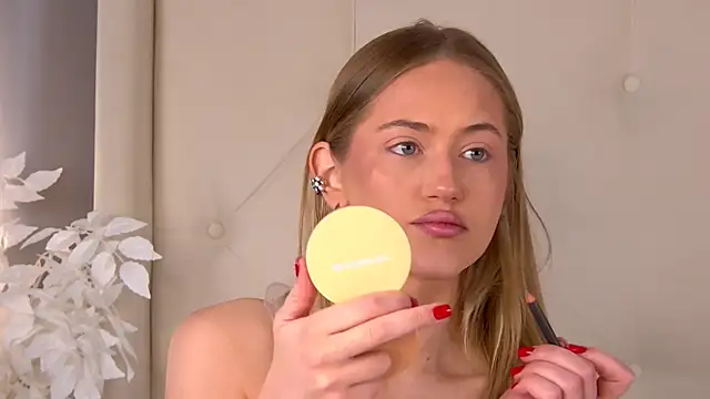 Snapshot of ur_wet_dreams chatting on 20, 3, 2026 ur wet dreams online show from 20, 3, 2026