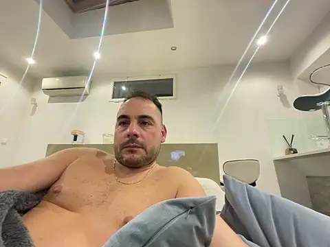 justeqqun online show from 16, 11, 2025