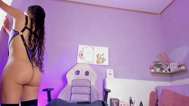 Rossi Mariana online show from 20, 10, 2025