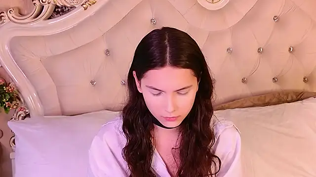 Snapshot of GIGI_DAV chatting on 22, 10, 2025 GIGI DAV online show from 22, 10, 2025