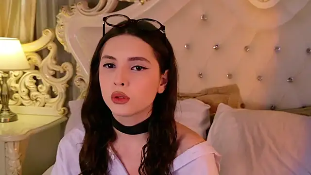 Snapshot of GIGI_DAV chatting on 27, 11, 2025 GIGI DAV online show from 27, 11, 2025