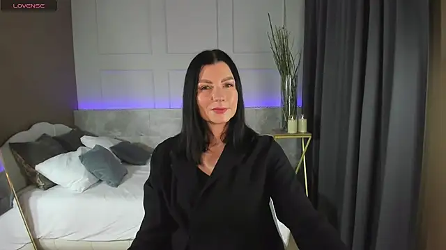 MonicaCheerful online show from 28, 1, 2025