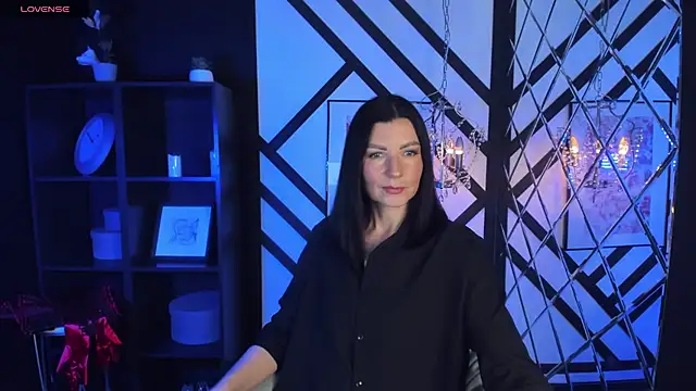 MonicaCheerful online show from 1, 2, 2025