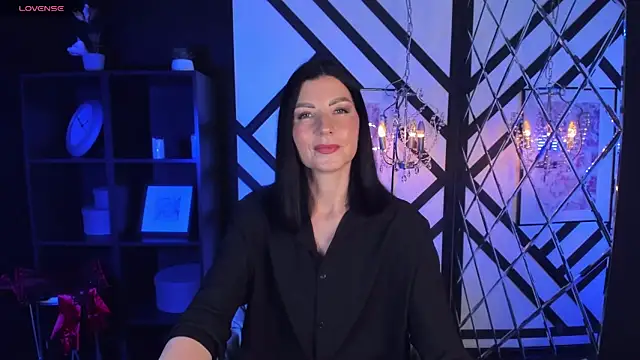 MonicaCheerful online show from 1, 2, 2025