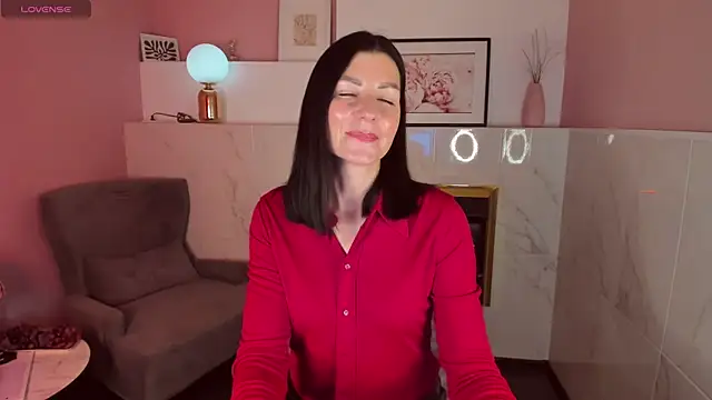 MonicaCheerful online show from 5, 2, 2025