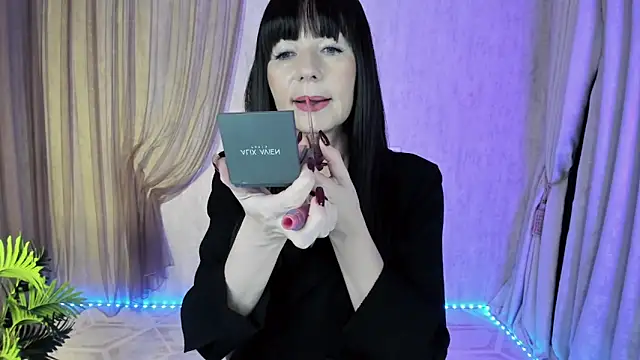 MonicaCheerful online show from 17, 12, 2025