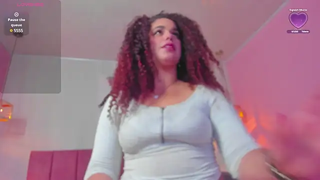 Snapshot of ninna_curly chatting on 25, 2, 2025 ninna curly online show from 25, 2, 2025