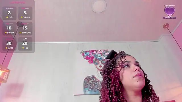 Snapshot of ninna_curly chatting on 8, 3, 2025 ninna curly online show from 8, 3, 2025