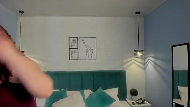 Snapshot of ninna_curly chatting on 5, 11, 2025 ninna curly online show from 5, 11, 2025