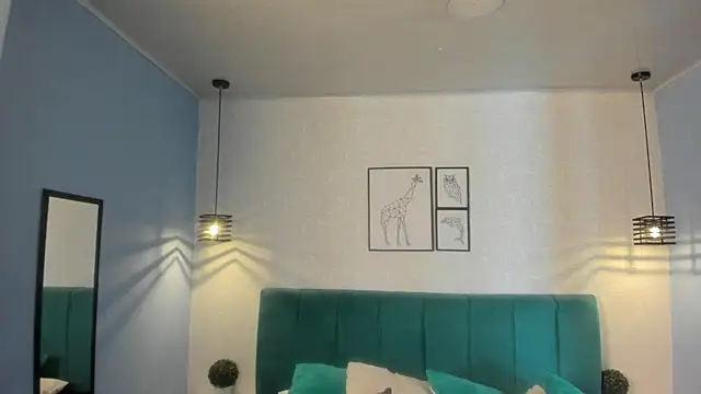 Snapshot of ninna_curly chatting on 10, 11, 2025 ninna curly online show from 10, 11, 2025