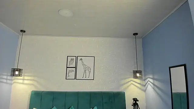 Snapshot of ninna_curly chatting on 2, 12, 2025 ninna curly online show from 2, 12, 2025