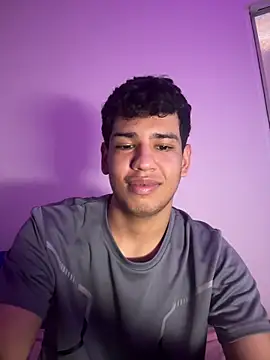 Snapshot of Santiago-Thompson chatting on 6, 1, 2026 Santiago-Thompson online show from 6, 1, 2026