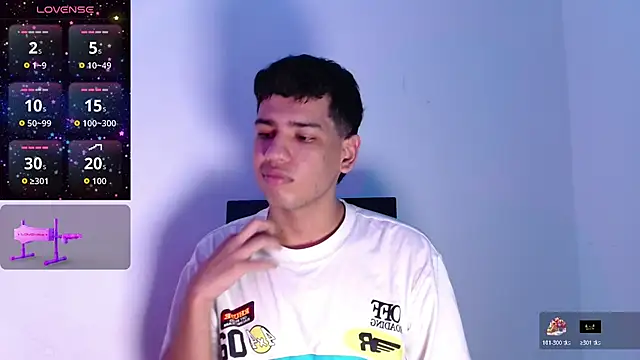 Snapshot of Santiago-Thompson chatting on 28, 2, 2026 Santiago-Thompson online show from 28, 2, 2026