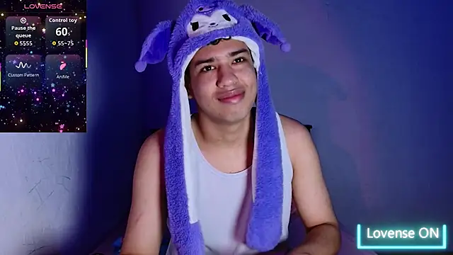 Snapshot of Santiago-Thompson chatting on 26, 3, 2026 Santiago-Thompson online show from 26, 3, 2026