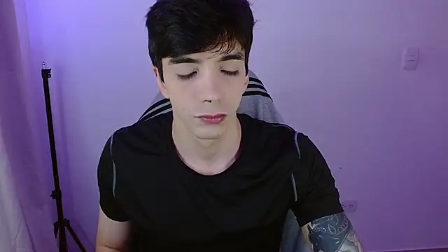 Snapshot of H3ll_B0I chatting on 30, 3, 2026 H3ll B0I online show from 30, 3, 2026