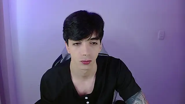 Snapshot of H3ll_B0I chatting on 18, 4, 2026 H3ll B0I online show from 18, 4, 2026