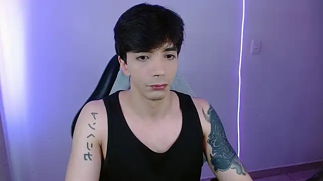 Snapshot of H3ll_B0I chatting on 23, 4, 2026 H3ll B0I online show from 23, 4, 2026