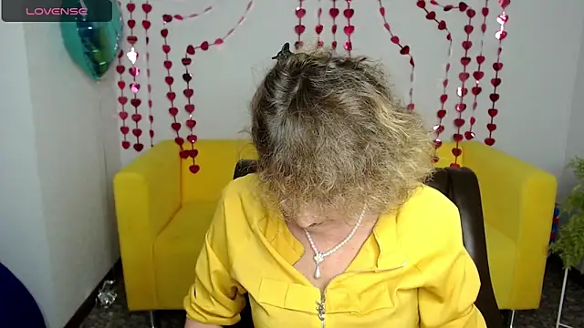 SexyGrandma  online show from 13, 2, 2025