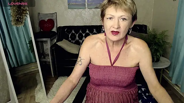 SexyGrandma  online show from 17, 10, 2025