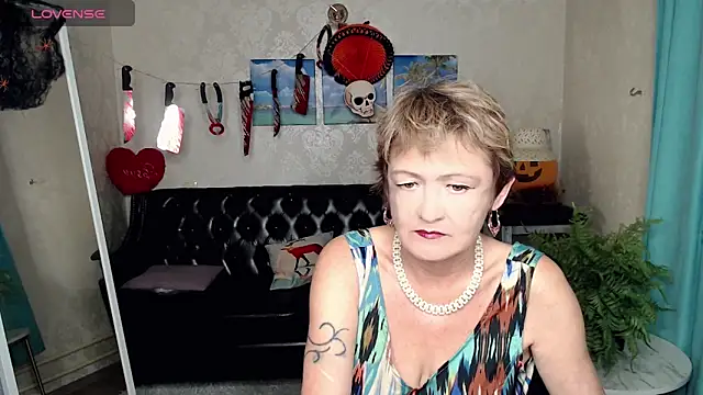 SexyGrandma  online show from 23, 10, 2025