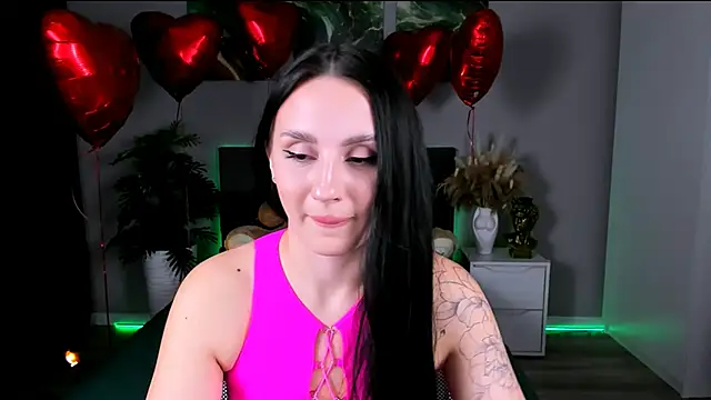 Snapshot of EmiliaBeynard chatting on 22, 2, 2025 EmiliaBeynard online show from 22, 2, 2025