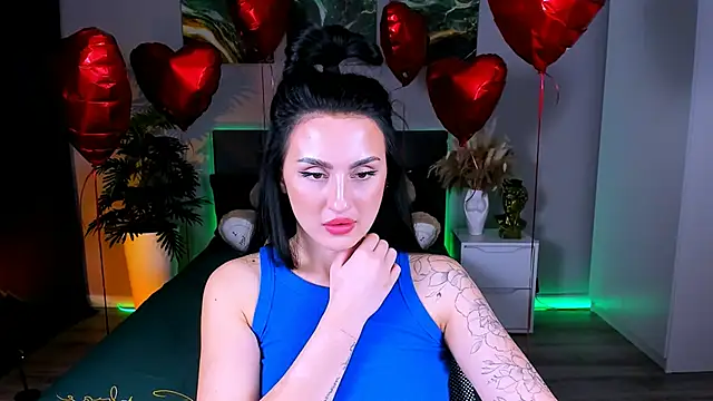 Snapshot of EmiliaBeynard chatting on 10, 3, 2025 EmiliaBeynard online show from 10, 3, 2025