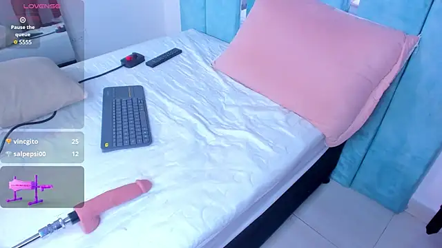 Snapshot of AlexxaSmall chatting on 21, 2, 2025 AlexxaSmall online show from 21, 2, 2025