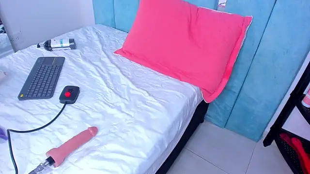 Snapshot of AlexxaSmall chatting on 10, 3, 2025 AlexxaSmall online show from 10, 3, 2025