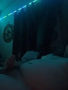 Snapshot of Seanoofss12 chatting on 4, 4, 2026 Seanoofss12 online show from 4, 4, 2026